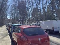 Usado Fiat Bravo Dynamic 105 CV (77 kW) 2010 Rojo Utilitario