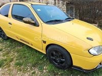Usado Renault Mégane Coupé 100 CV (73 kW) 2000 Amarillo Coupe