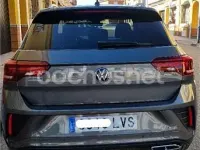 Usado VW T-Roc Sportline 150 CV (110 kW) 2021 Gris / plata SUV