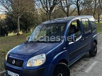 Usado Fiat Doblò Dynamic 105 CV (77 kW) 2009 Gris / plata Monovolumen