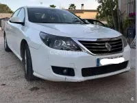 Usado Renault Latitude Privilege 150 CV (110 kW) 2012 Blanco Berlina