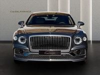 Usado Bentley Flying Spur 551 CV (405 kW) 2024 Gris metalizado Berlina