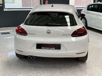 Begagnad VW Scirocco 140 HK (102 kW) 2010 Vit Sportkupé