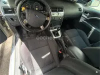 Usado Ford Mondeo Sport 130 CV (95 kW) 2004 Marrón Berlina