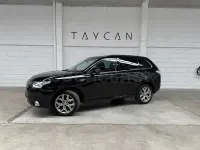 Usado Mitsubishi Outlander P-HEV Motion 203 CV (149 kW) 2014 Negro SUV