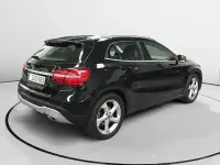 Usado Mercedes GLA200 136 CV (100 kW) 2017 Negro SUV