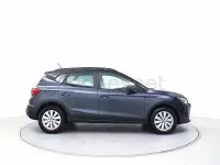 Usado Seat Arona Style 115 CV (84 kW) 2025 Gris / plata SUV