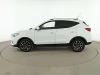 Usado MG ZS Luxury 106 CV (77 kW) 2023 Blanco SUV