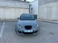 Usado Seat Altea Style 140 CV (102 kW) 2008 Gris / plata Monovolumen