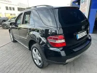 Usado Mercedes ML320 224 CV (164 kW) 2008 Negro SUV