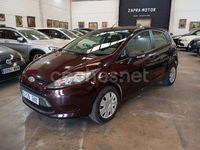 Usado Ford Fiesta Ambiente 68 CV (50 kW) 2009 Granate Berlina