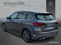 Usado Mercedes B180 109 CV (80 kW) 2024 Gris Monovolumen