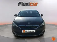 Usado Peugeot 308 Allure 120 CV (88 kW) 2017 Amarillo