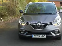 Usado Renault Grand Scénic IV Zen 130 CV (95 kW) 2017 Gris / plata Monovolumen