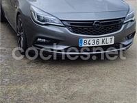 Usado Opel Astra Excellence 150 CV (110 kW) 2018 Gris / plata Familiar