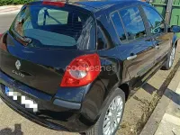 Usado Renault Clio II Authentique 85 CV (62 kW) 2008 Negro Berlina