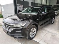 Second-hand VW Touareg Pure 231 CP (169 kW) 2021 Negru SUV