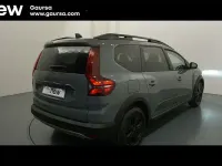 Usado Dacia Jogger Extreme 140 CV (102 kW) 2025 Gris Monovolumen