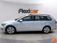 Usado VW Golf VII Advance 116 CV (85 kW) 2017 Blanco Familiar