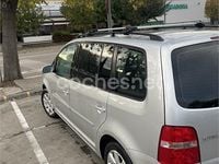 Usado VW Touran Trendline 105 CV (77 kW) 2005 Gris / plata Monovolumen