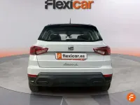 Usado Seat Arona Style 110 CV (80 kW) 2022 Blanco SUV