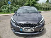 Usado Kia Ceed GT 128 HP (94 kW) 2015 Cinzento Sedan