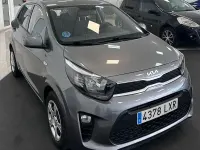 Usado Kia Picanto 67 CV (49 kW) 2022 Gris / plata Utilitario