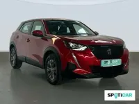 Usado Peugeot 2008 Active 100 CV (73 kW) 2021 Rojo SUV
