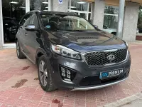 Usado Kia Sorento 200 CV (147 kW) 2018 Gris / plata SUV