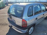Usado Opel Corsa Eco 60 CV (44 kW) 1999 Gris / plata Berlina