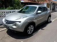 Usado Nissan Juke Shiro 110 CV (80 kW) 2013 Gris / plata SUV