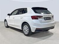 Usado Skoda Fabia Ambition 80 CV (58 kW) 2022 Blanco Berlina