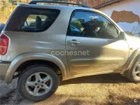 Usado Toyota RAV4 Luna 150 CV (110 kW) 2000 Gris / plata SUV