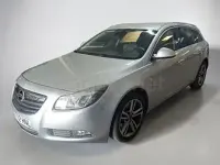 Usado Opel Insignia Sportive 160 CV (117 kW) 2013 Gris / plata Berlina