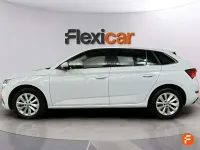 Usado Skoda Scala Selection 116 CV (85 kW) 2024 Blanco Utilitario
