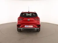 Usado MG ZS Luxury 106 CV (77 kW) 2023 Rojo SUV