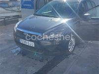 Usado Ford Focus Trend 90 CV (66 kW) 2008 Negro Familiar