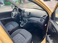 Usado Hyundai i10 Comfort 66 CV (48 kW) 2008 Amarillo Utilitario