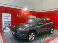 Usado Toyota RAV4 Hybrid Advance 222 CV (163 kW) 2021 Gris SUV