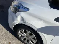 Usado Peugeot 208 Active 100 CV (73 kW) 2015 Blanco Utilitario