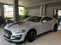 Usado Ford Mustang Fastback 291 CV (214 kW) 2019 Gris / plata Coupe