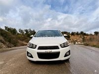 Usado Chevrolet Aveo LTZ 100 CV (73 kW) 2013 Blanco Berlina