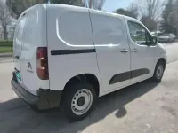 Usado Citroën Berlingo 102 CV (75 kW) 2021 Blanco Monovolumen