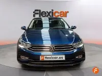 Usado VW Passat 122 CV (89 kW) 2020 Azul Berlina