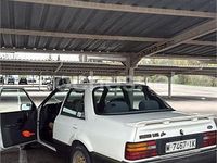 Usado Ford Orion Ghia 102 CV (75 kW) 1988 Blanco Berlina
