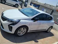 Usado Renault Clio V Evolution 100 CV (73 kW) 2024 Blanco Berlina