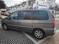 Usado Peugeot 807 Premium 163 CV (119 kW) 2010 Gris / plata Monovolumen
