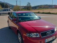 Usado Audi A4 130 CV (95 kW) 2002 Rojo Familiar
