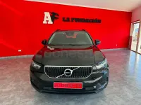 Usado Volvo XC40 Momentum 129 CV (94 kW) 2021 Negro SUV