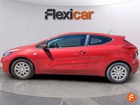 Usado Kia Ceed 100 CV (73 kW) 2015 Rojo Utilitario
